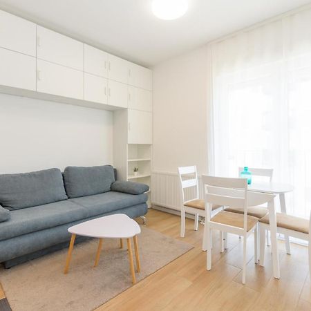 Gigo Apartment พูลา ภายนอก รูปภาพ